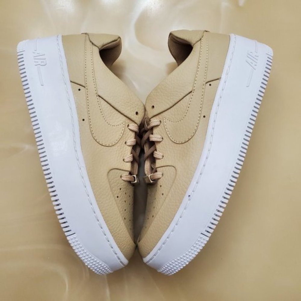 Nike AF1 Sage Low - Picture 2 of 8